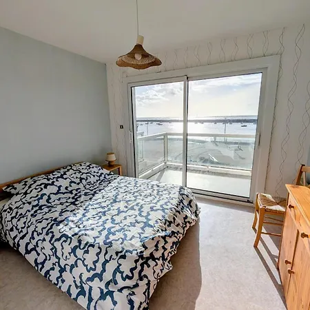 Bright With Superb Views Of The Port Jard-sur-Mer